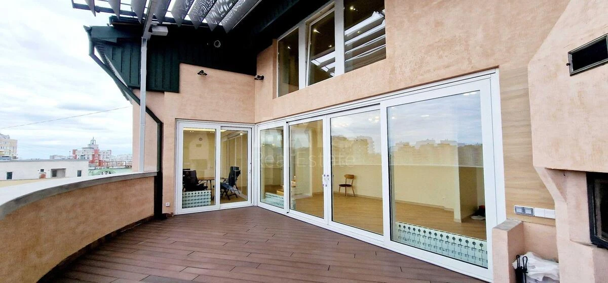 4k apartment nab. Dniprovs'ka 19А600603