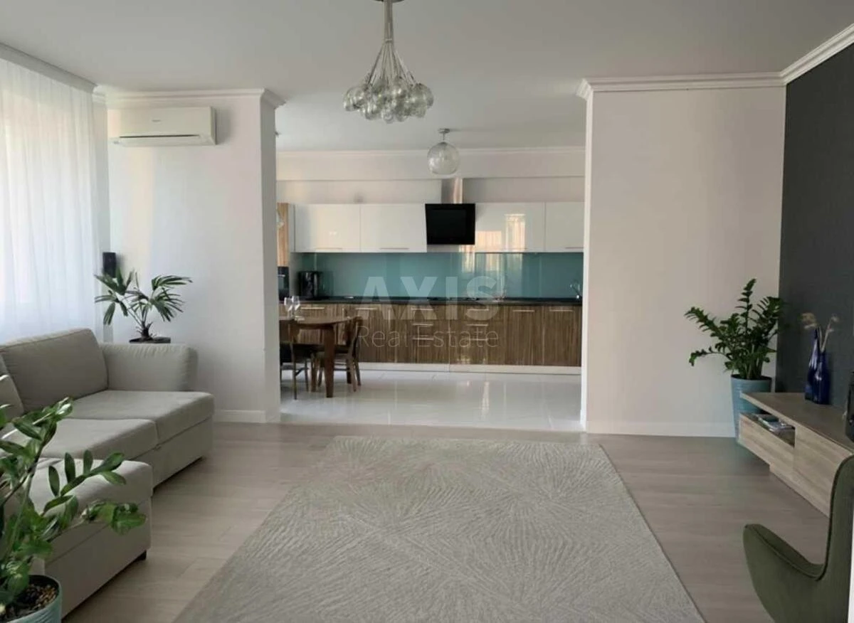 3к квартира ул. Ахматовой Анны 30642402