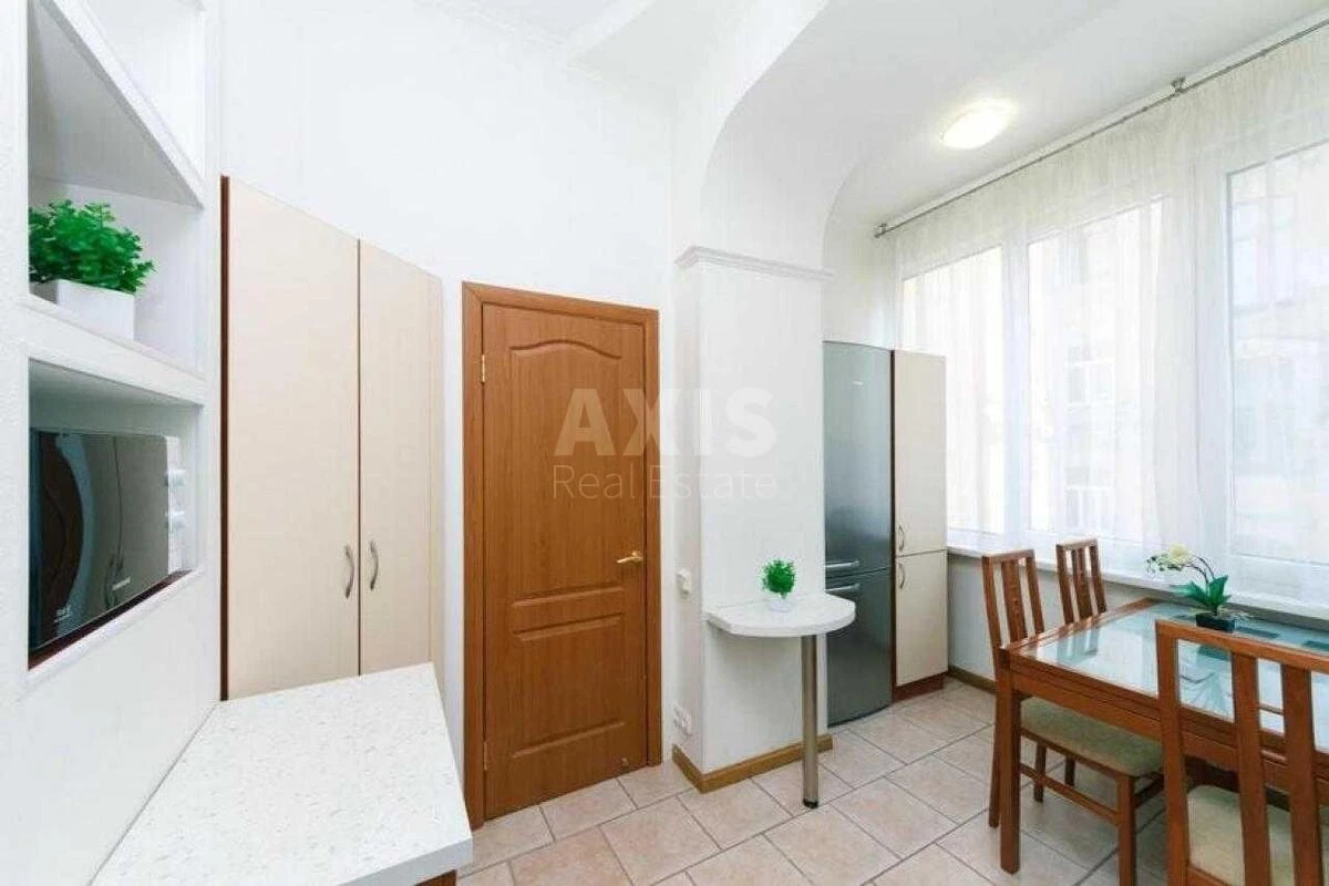 4k apartment vul. Evgena Chykalenko 19674625