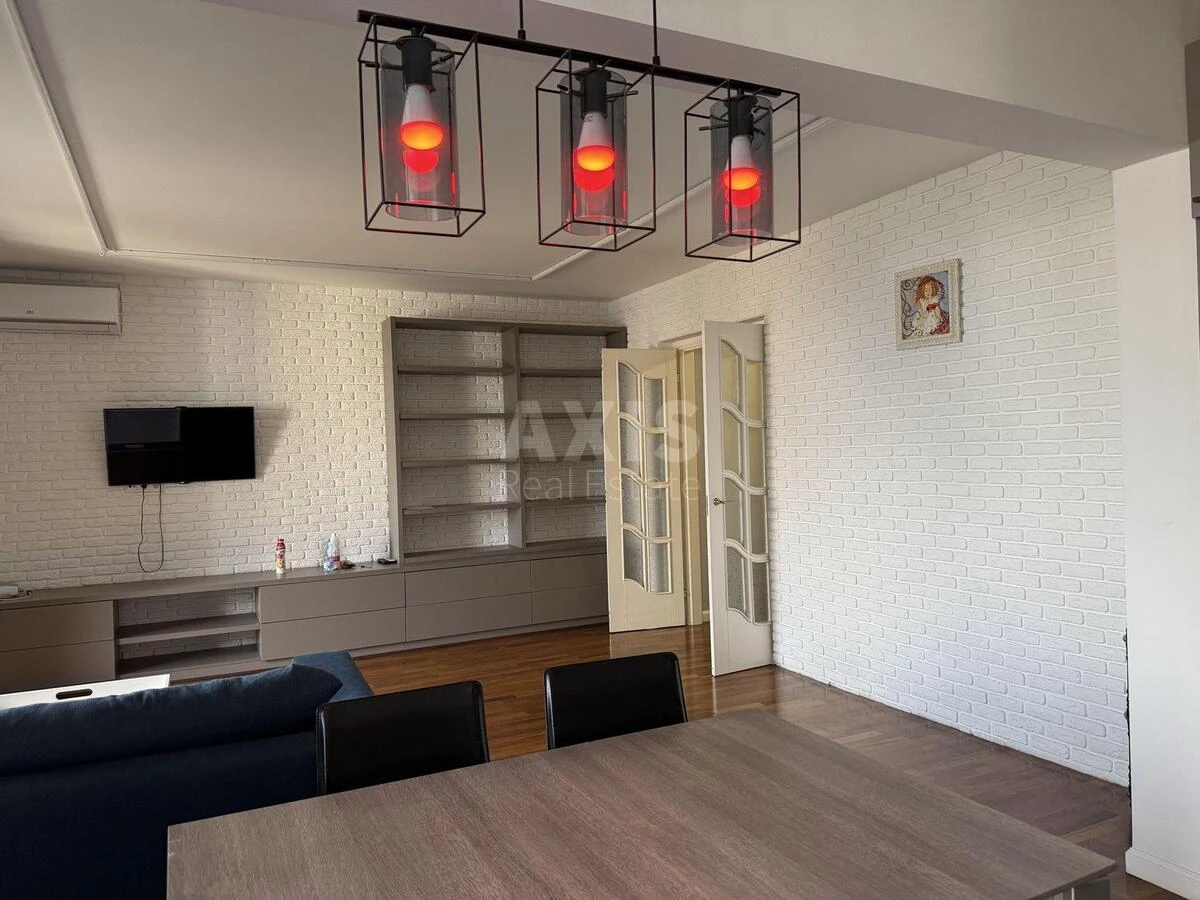 3k apartment vul. Staronavodnyc'ka 4693250