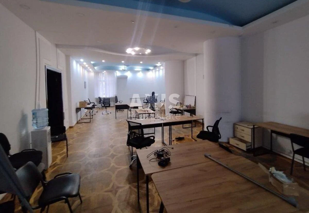 Office vul. Sichovyh Stril'civ 77, 269m2549415