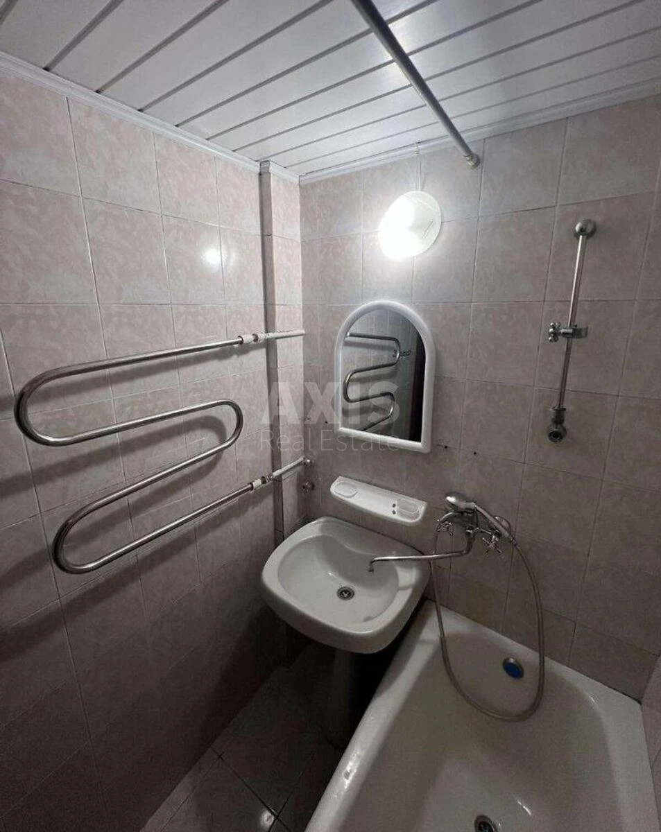 2k apartment prov. Golosii'vs'kyj 122/37092410