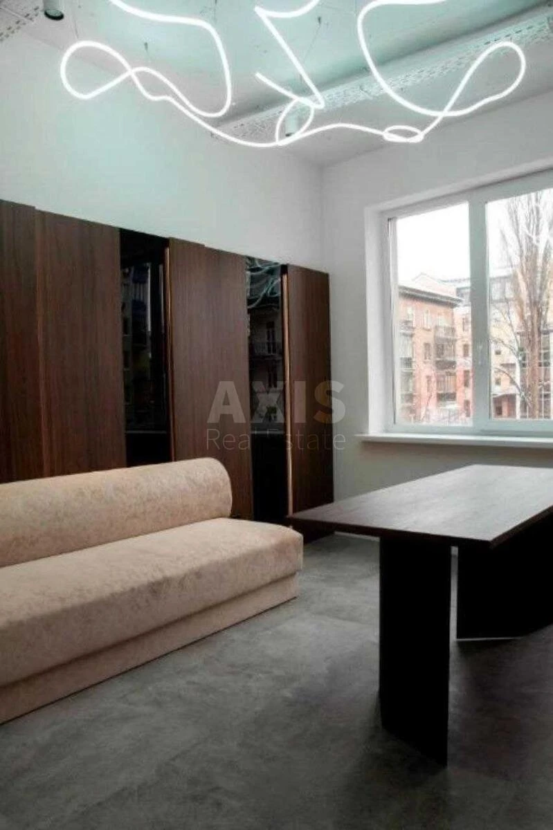 Office vul. Knyaziv Ostrozkykh 46/2, 122m2667085