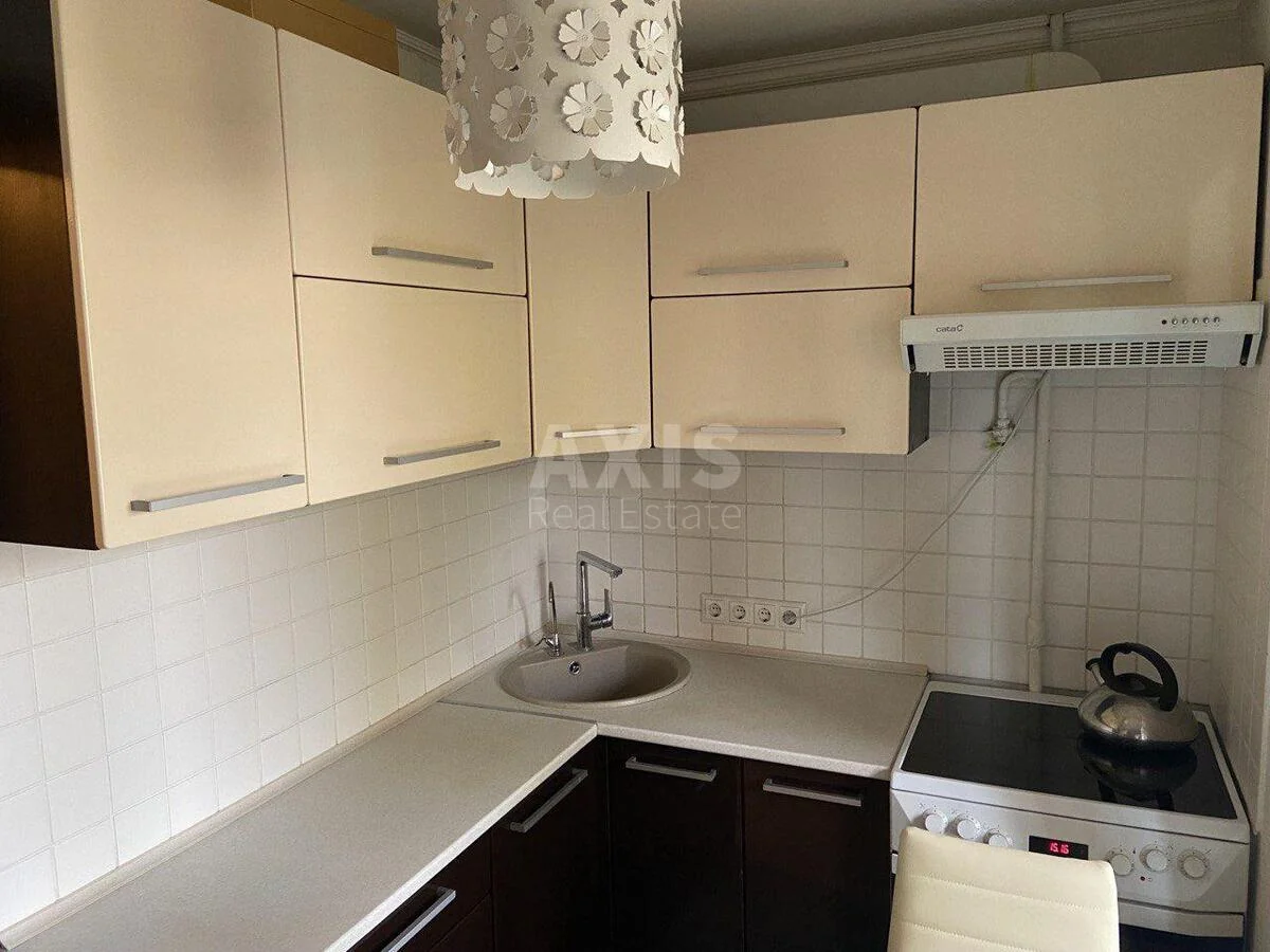 1к квартира вул. Синьоозерна 6А