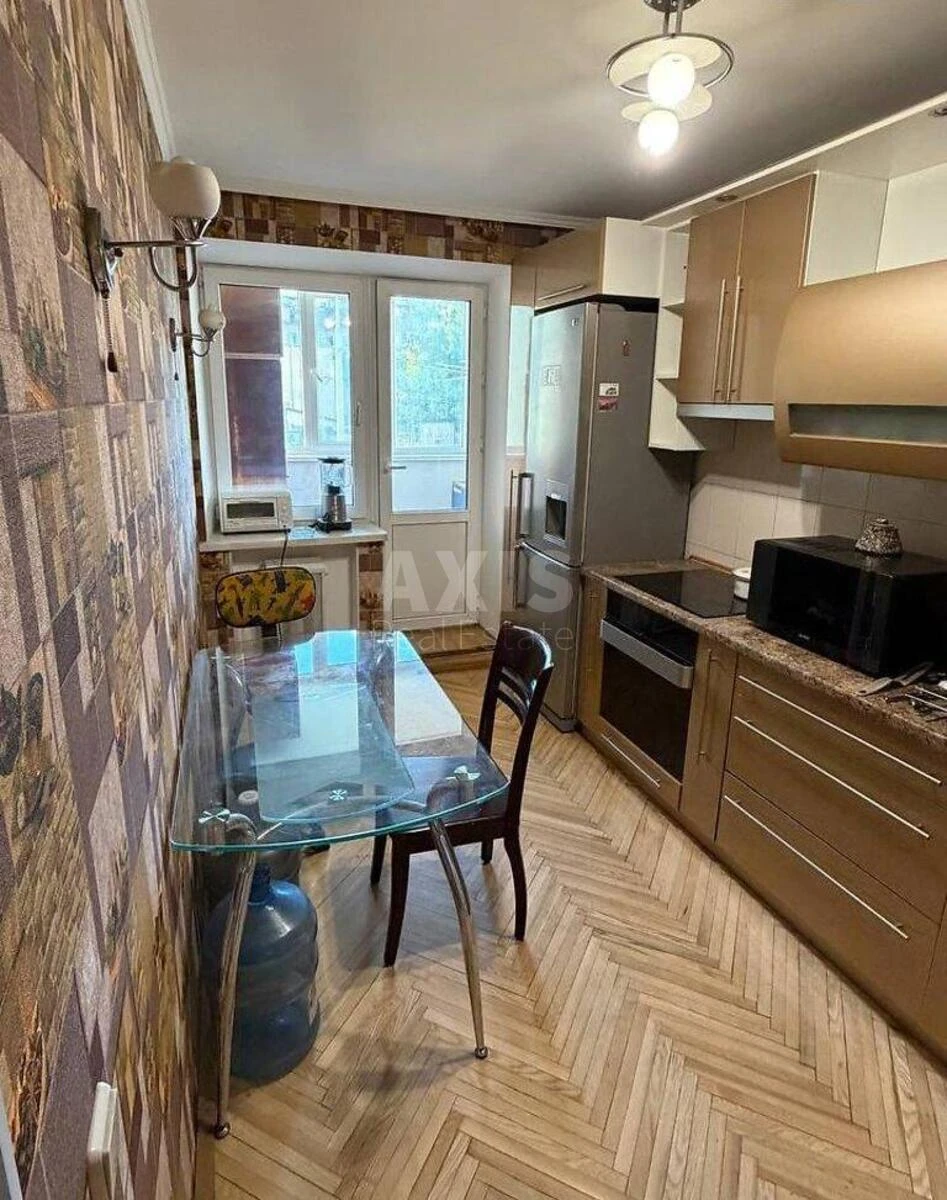 3k apartment vul. Antonovycha 103А68764