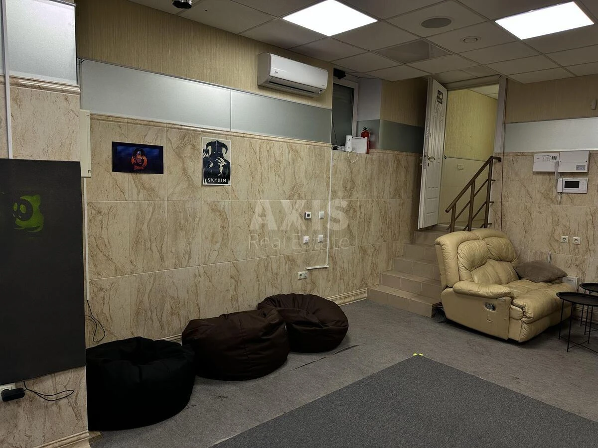 Объект торговли пр-т Бажана Николая 10, 45м2714482