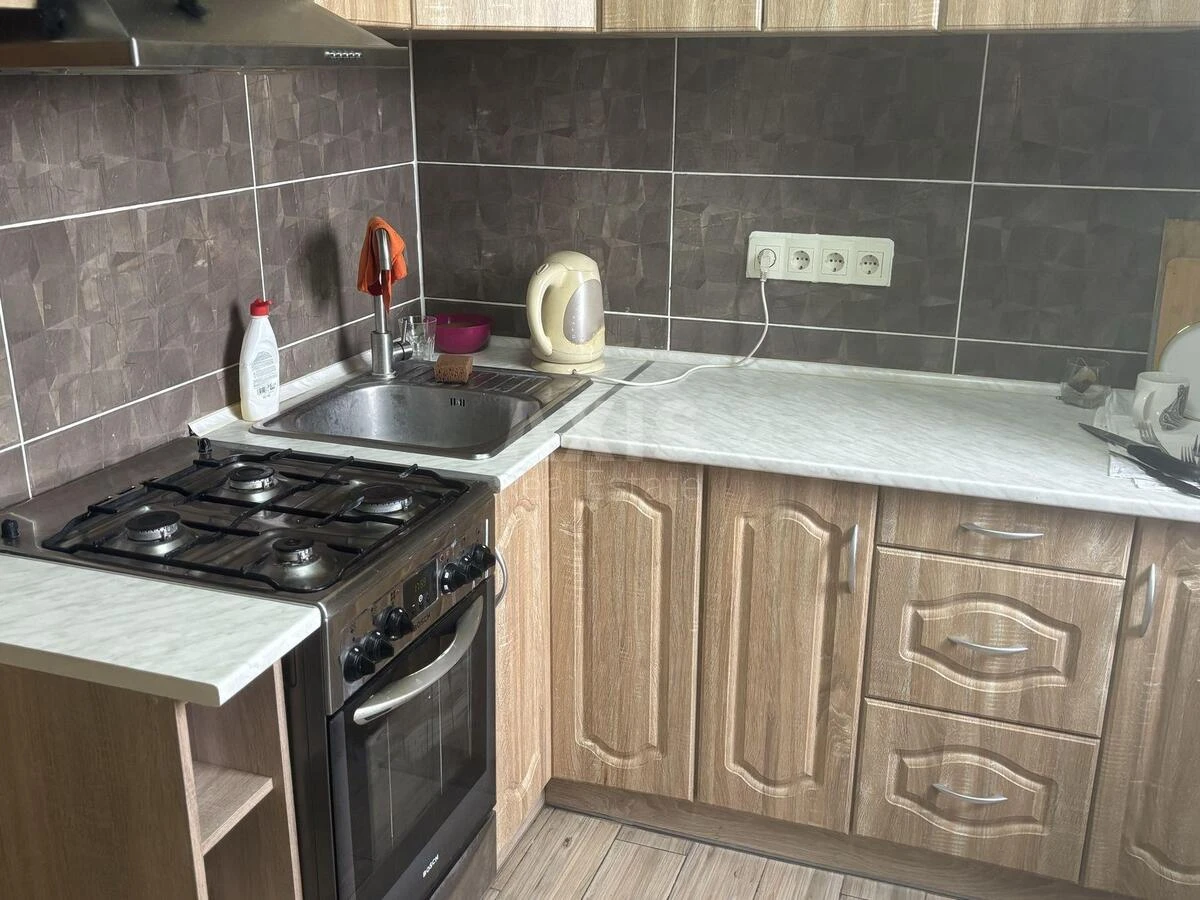 3k apartment vul. Putyvl's'ka 40630631