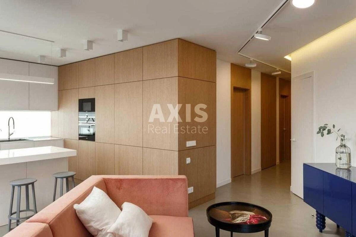 4k apartment vul. Lypkivs'kogo Vasylja Mytropolyta 16G674524