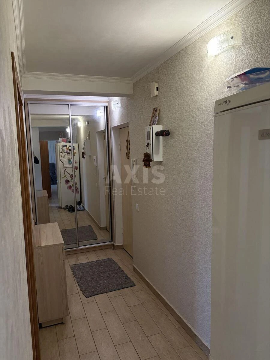 3k apartment vul. Chornobyl's'ka 116704113