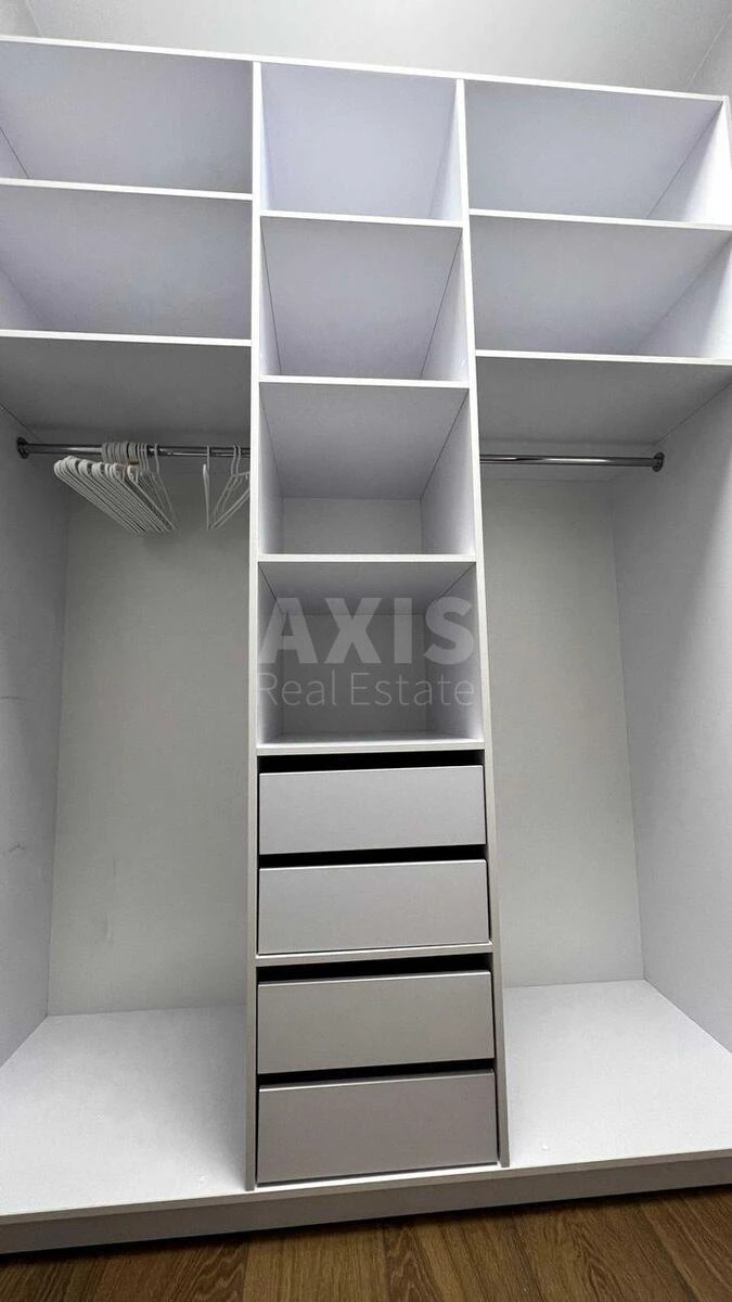 2k apartment vul. Universytets'ka 236603310