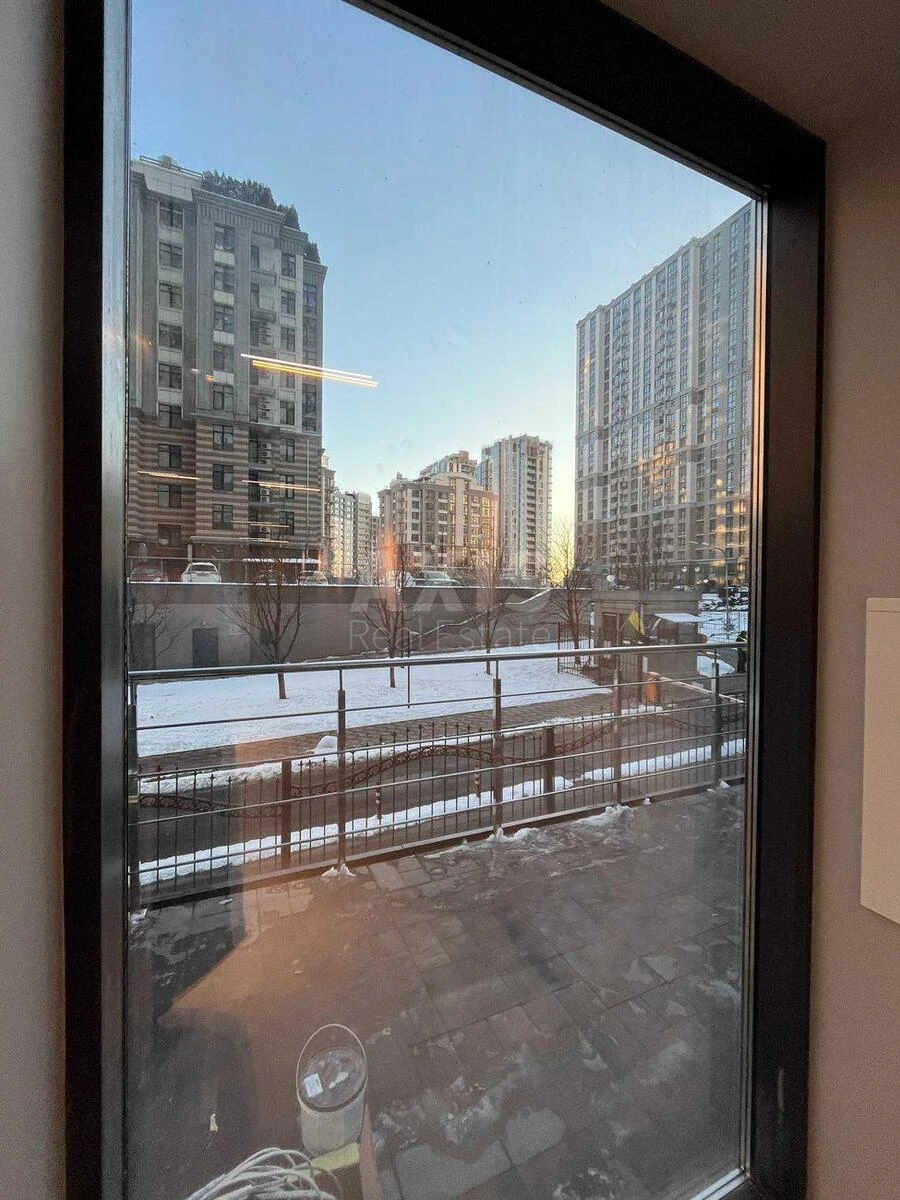 Объект торговли ул. Андрея Верхогляда 14А, 89м2672104