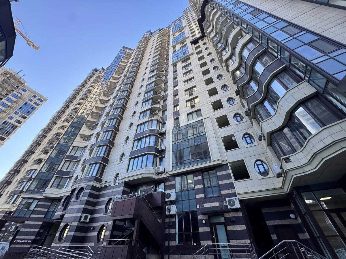 Office vul. Vasylya Tyutyunnyka 37/1, 77m26725518