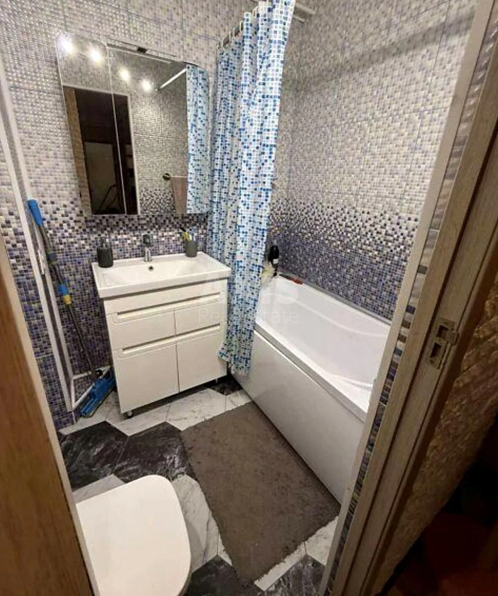 2k apartment vul. Pidvysoc'kogo Profesora 16673508