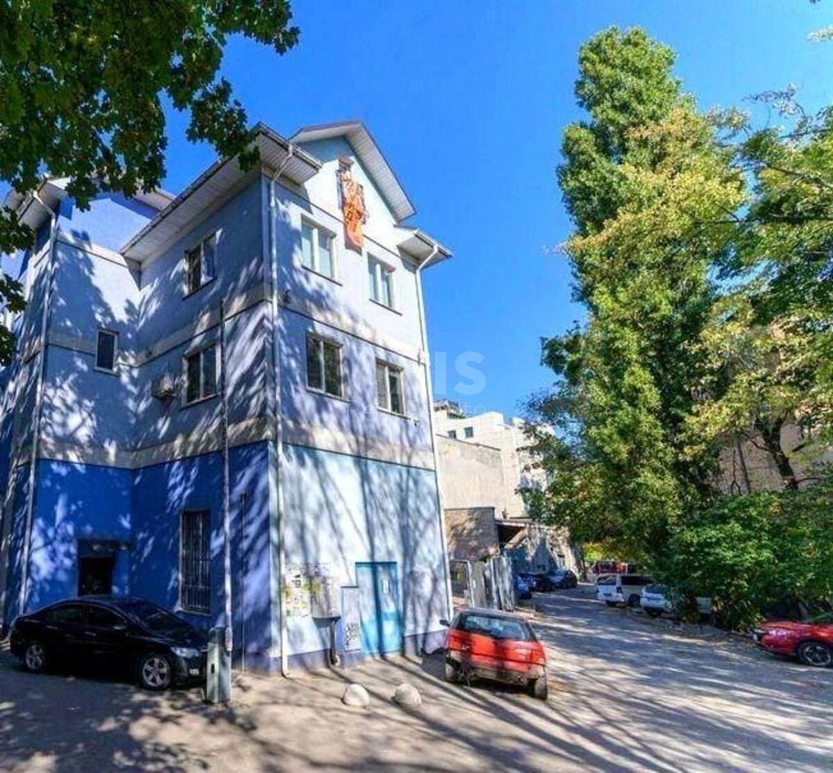 Office bul. Druzhby Narodiv 26/1, 200m260097