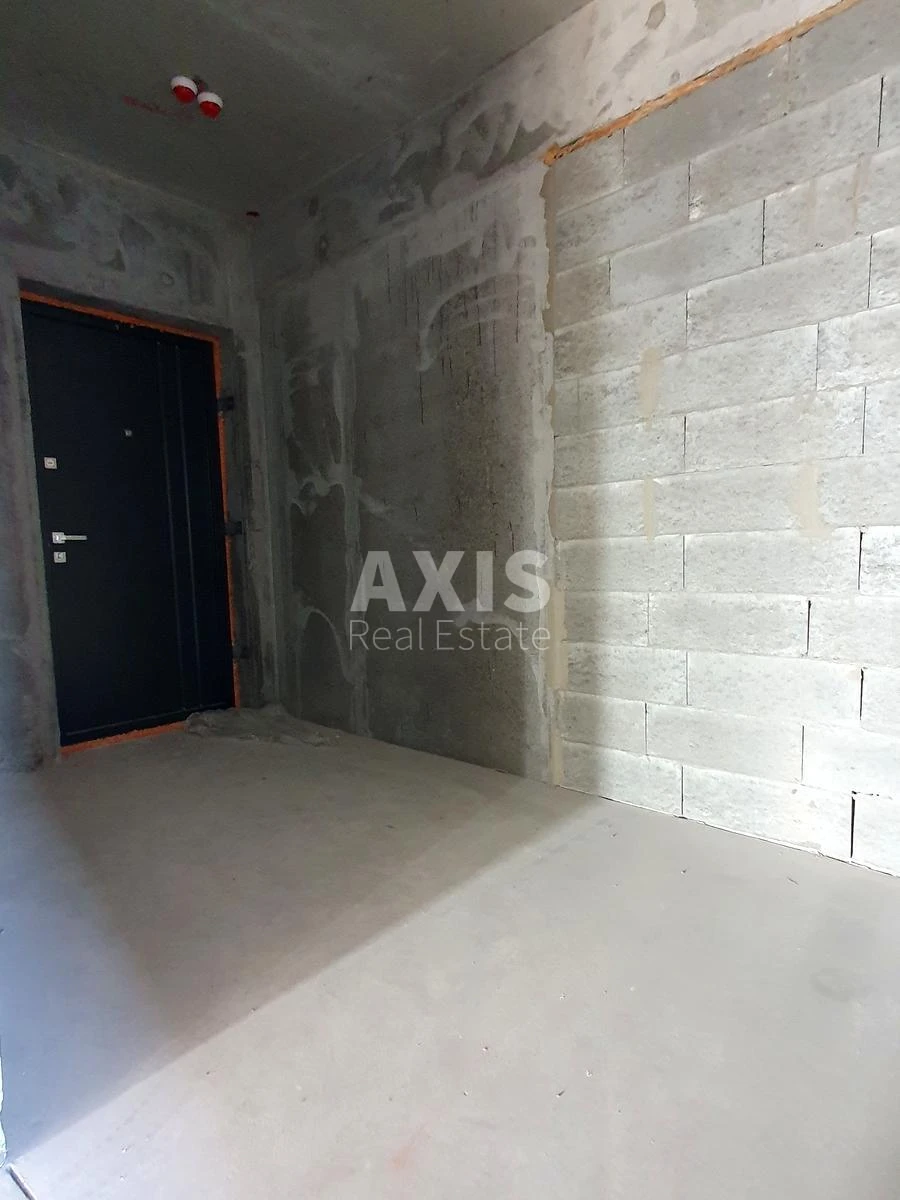 3k apartment nab. Dniprovs'ka 15K622468