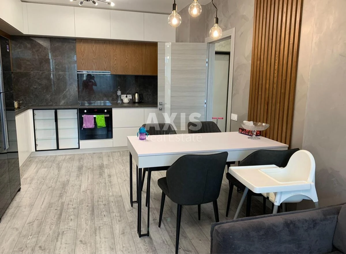 2k apartment pr-t Berestejskij 5B59665