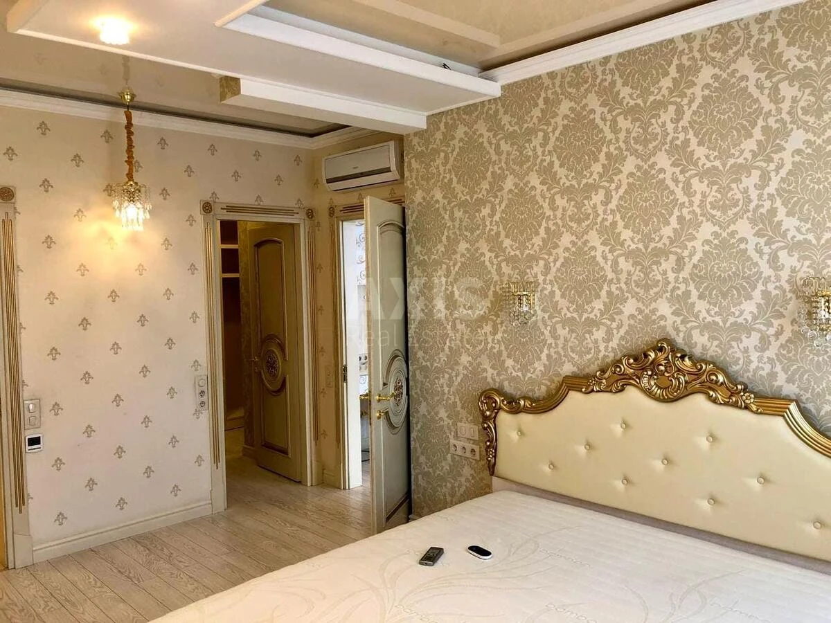 2к квартира ул. Черновола Вячеслава 276987012