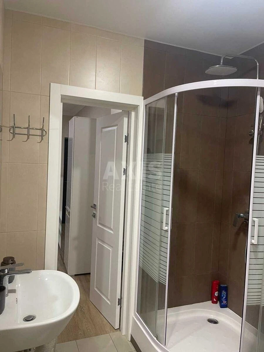 2k apartment vul. Radystiv 43Н711487