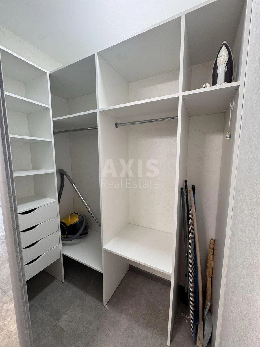 1k apartment vul. Revuc'kogo 40Б687829