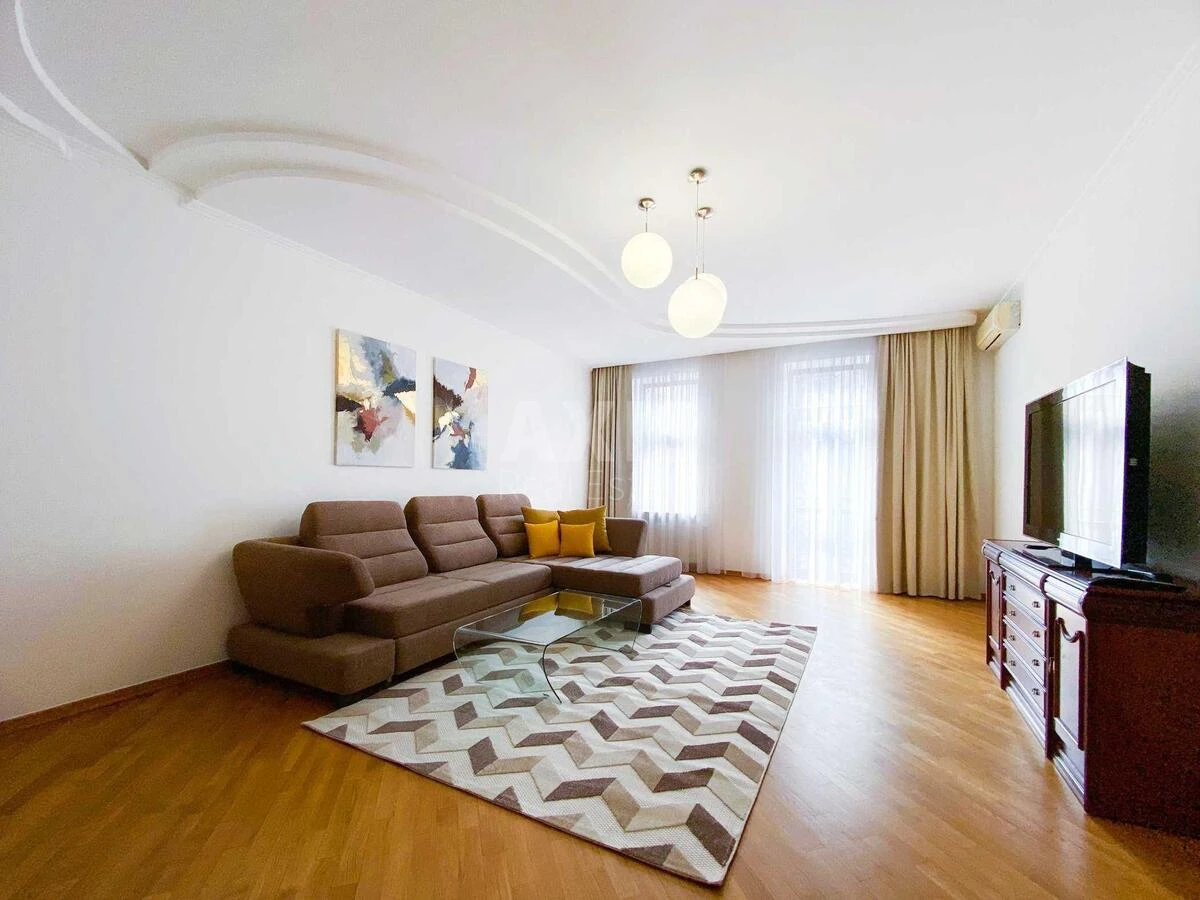 4k apartment vul. Hmel'nyc'kogo Bogdana 82668790