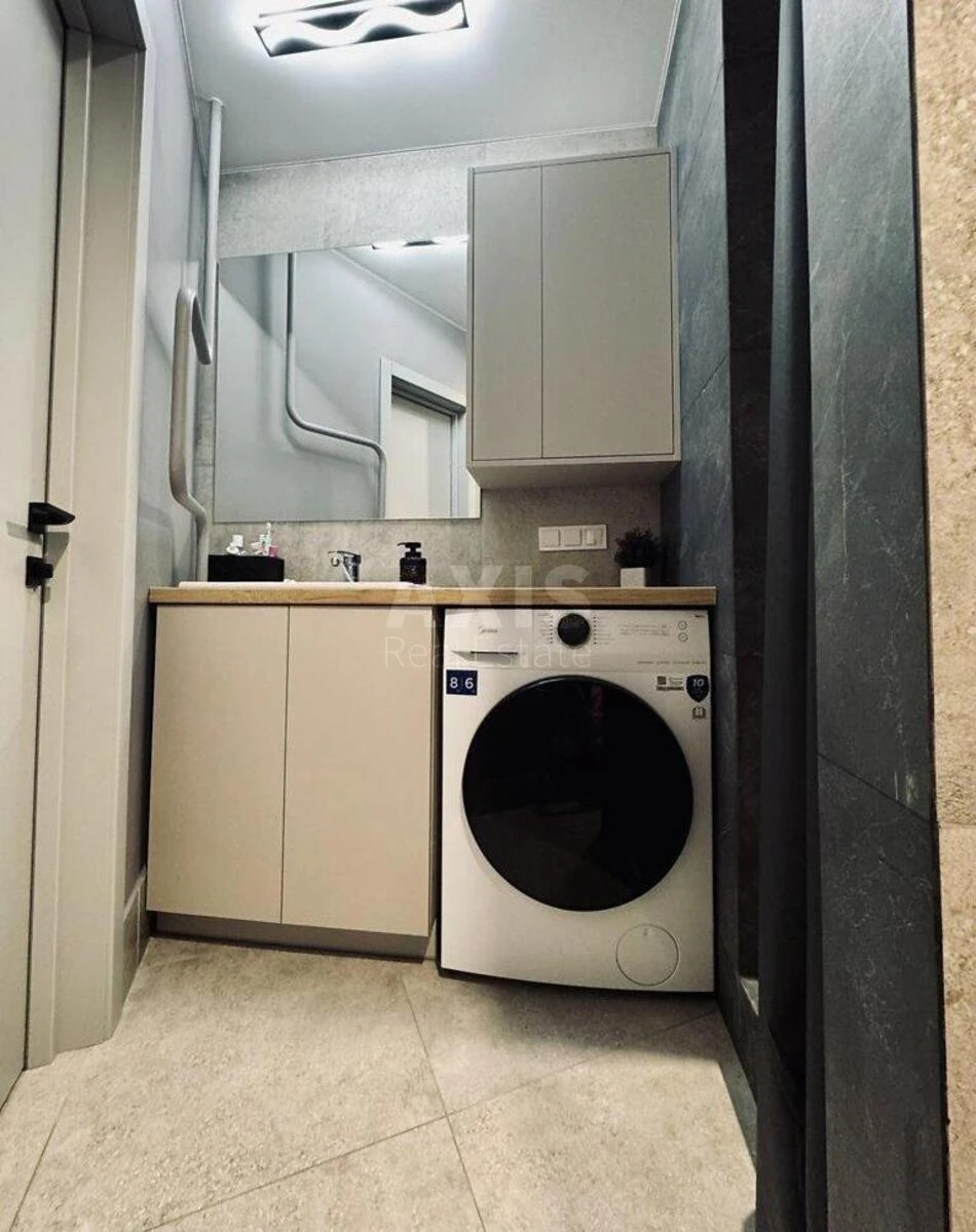 2k apartment vul. Urlivs'ka 196864111