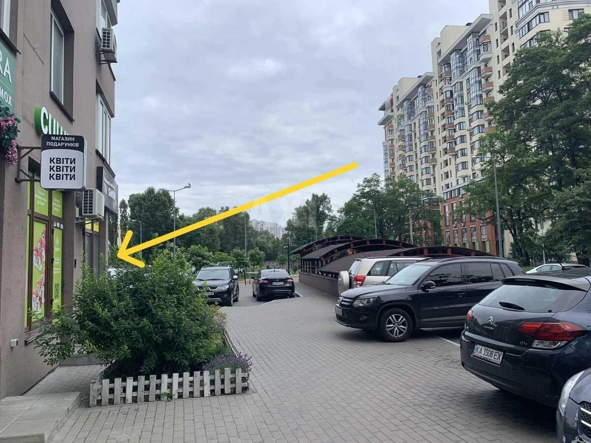 Trade object vul. Yulia Zdanovska 46/1, 214m265149