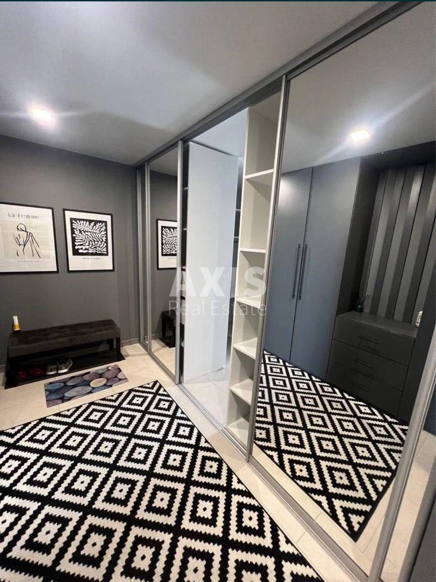 1к квартира ул. Михаила Максимовича 32358556