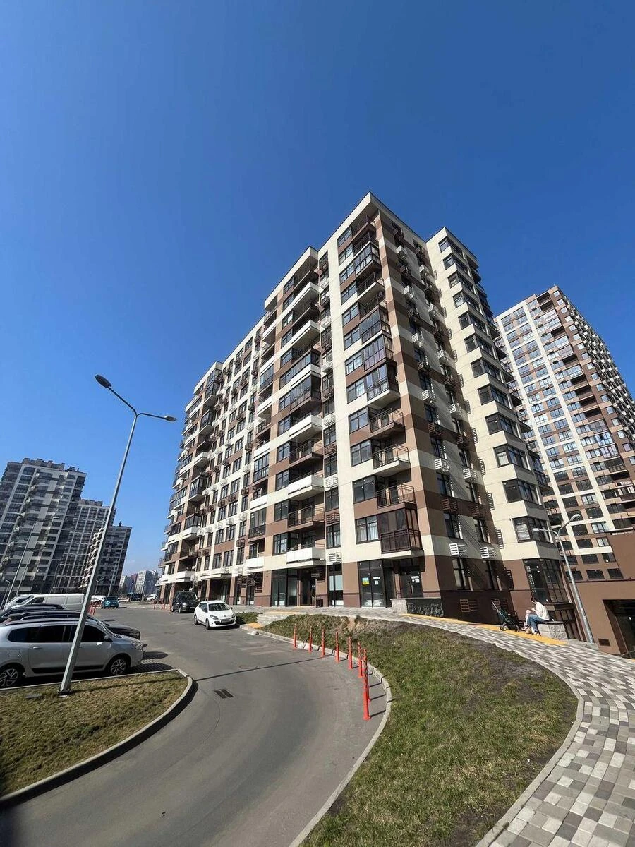 Объект сервиса ул. Александра Олеся 2А, 134м268325