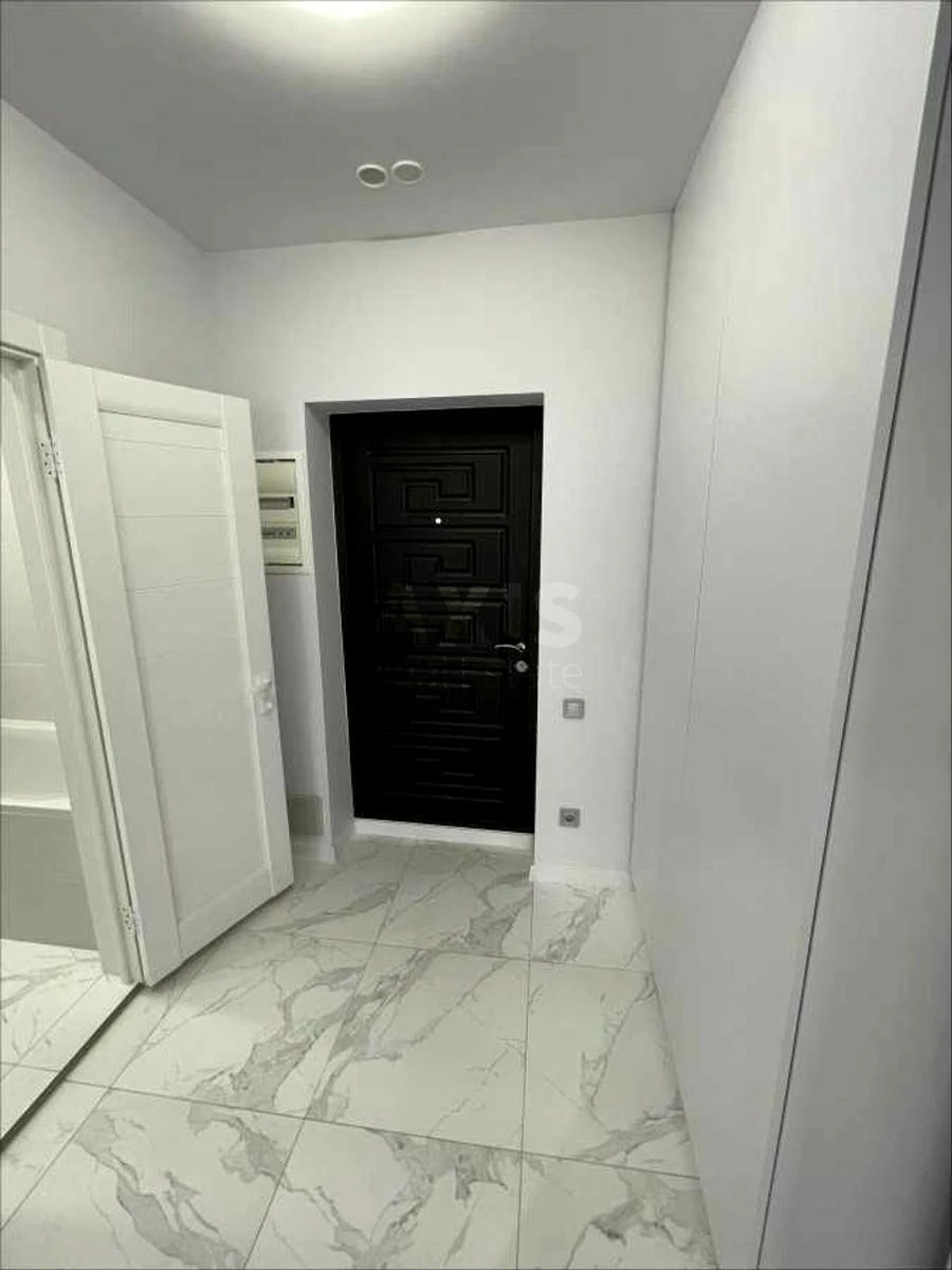 1к квартира ул. Бережанская 15636393