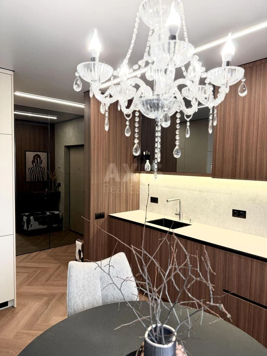 1k apartment vul. Myhajla Maksymovycha 27К684871