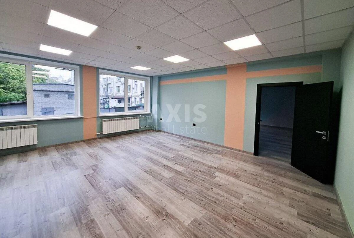 Office bul. Lesi Ukrai'nky 34, 317m265295