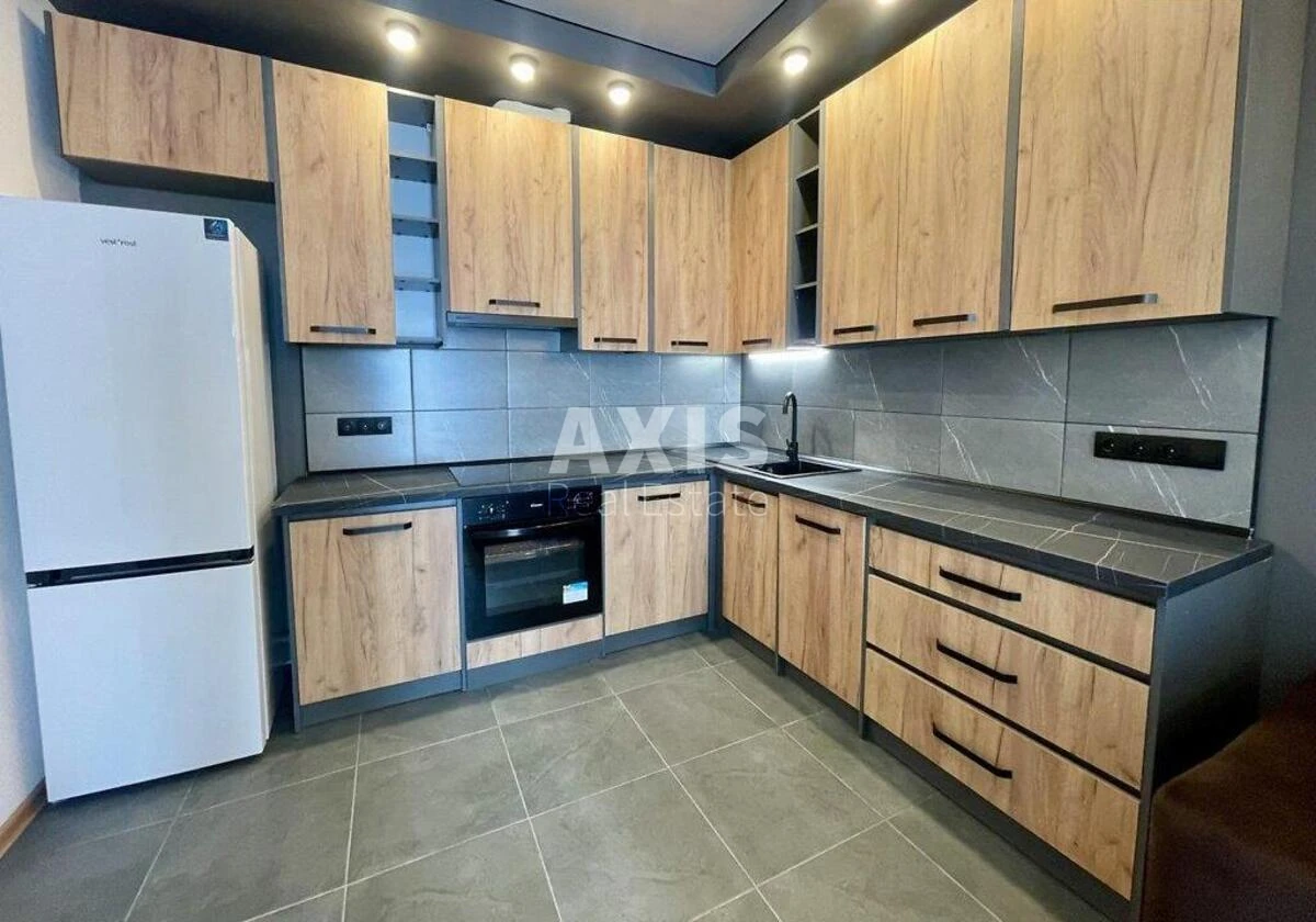 3к квартира ул. Михаила Максимовича 26Г70692