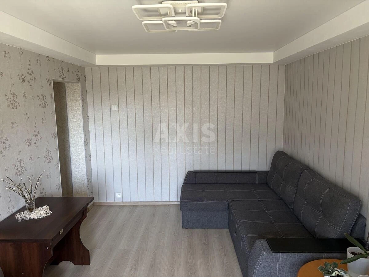 3к квартира ул. Чернобыльская 11670412