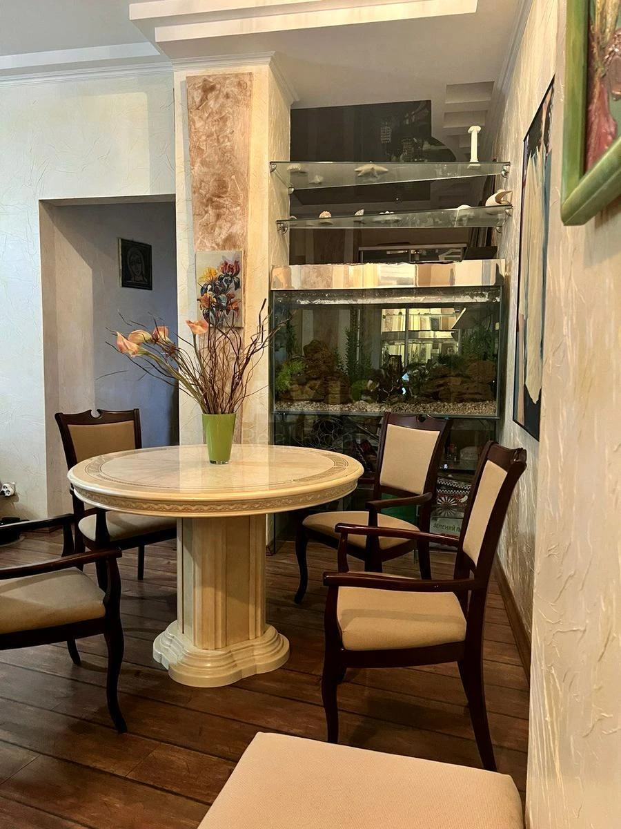 4k apartment vul. Hreshhatyk 25654841