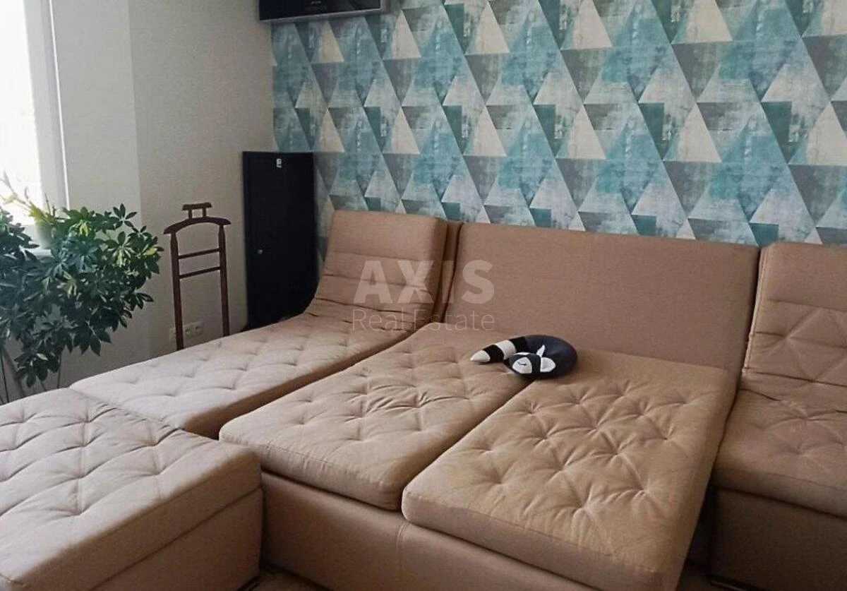 3k apartment nab. Dniprovs'ka 19А716547