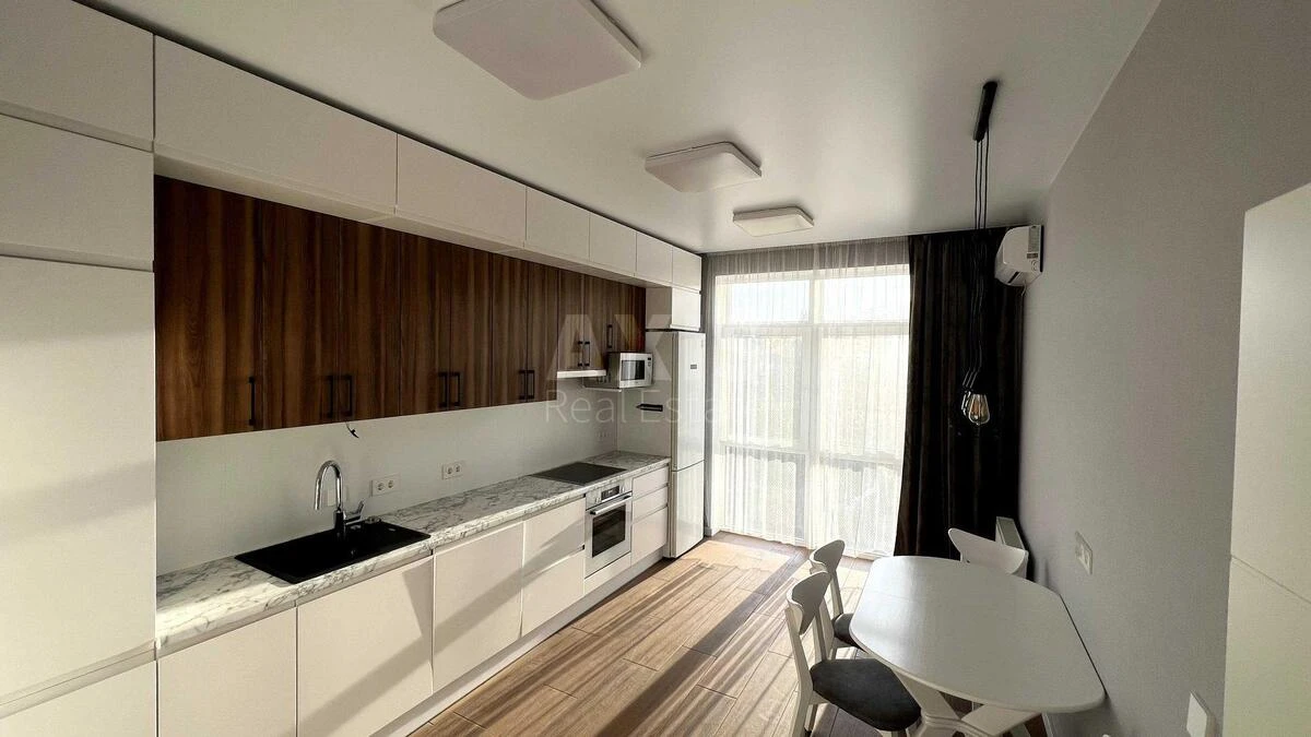 2k apartment vul. Universytets'ka 2366033