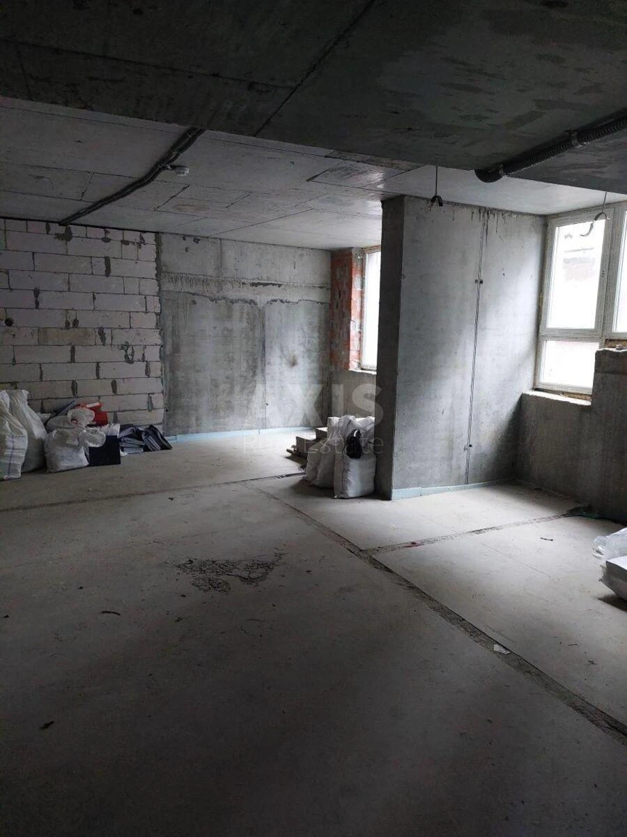 Service object vul. Barbjusa Anri 28А, 78m2600114