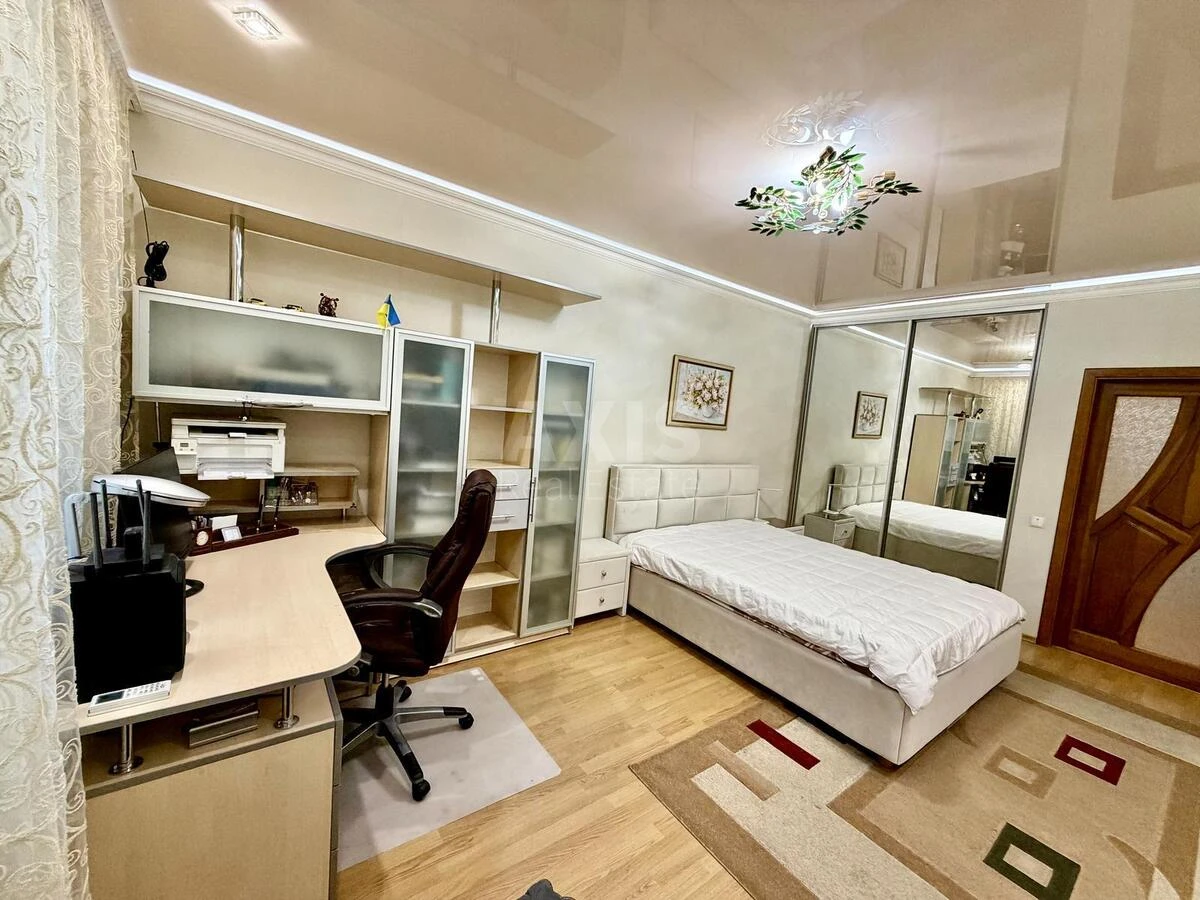 3k apartment vul. Okipnoi' Rai'sy 4658514