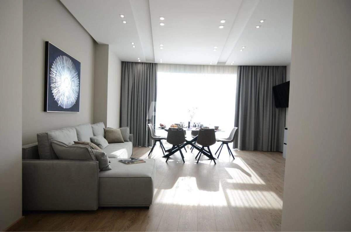 4к квартира ул. Бусловская 12443801