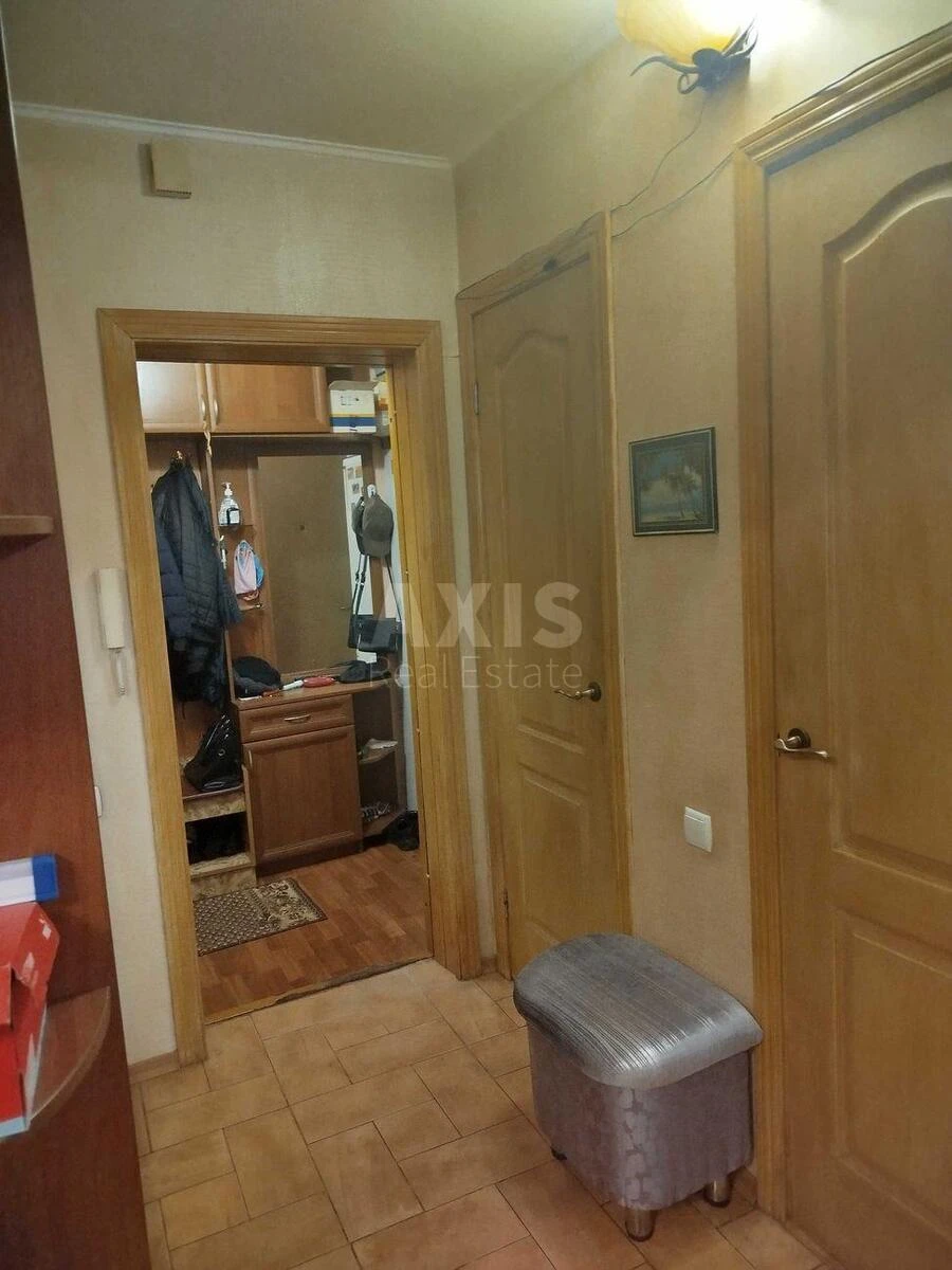 1к квартира ул. Юры Гната 16304414