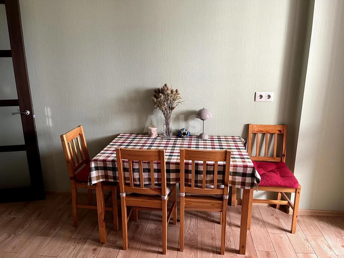 2к квартира пр-т Науки 30701484