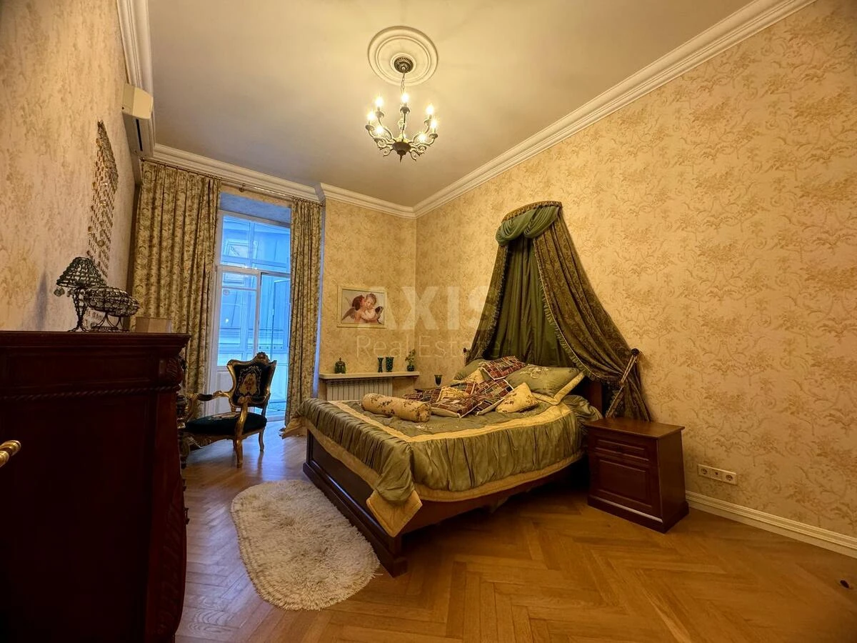 2k apartment uzviz Andrii'vs'kyj 2Б701587