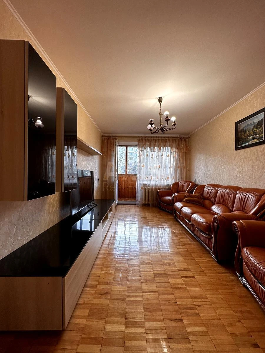 3k apartment bul. Darnyc'kyj 4А633371