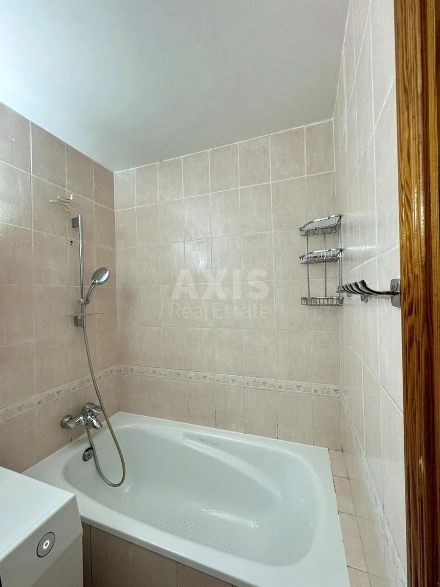 2k apartment vul. Miljutenka 28655025