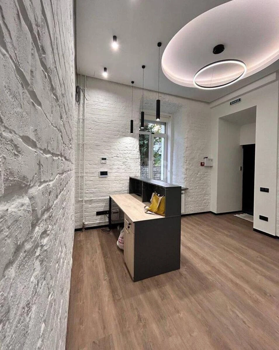 Офис ул. Богдана Ступки 3, 77м2690985