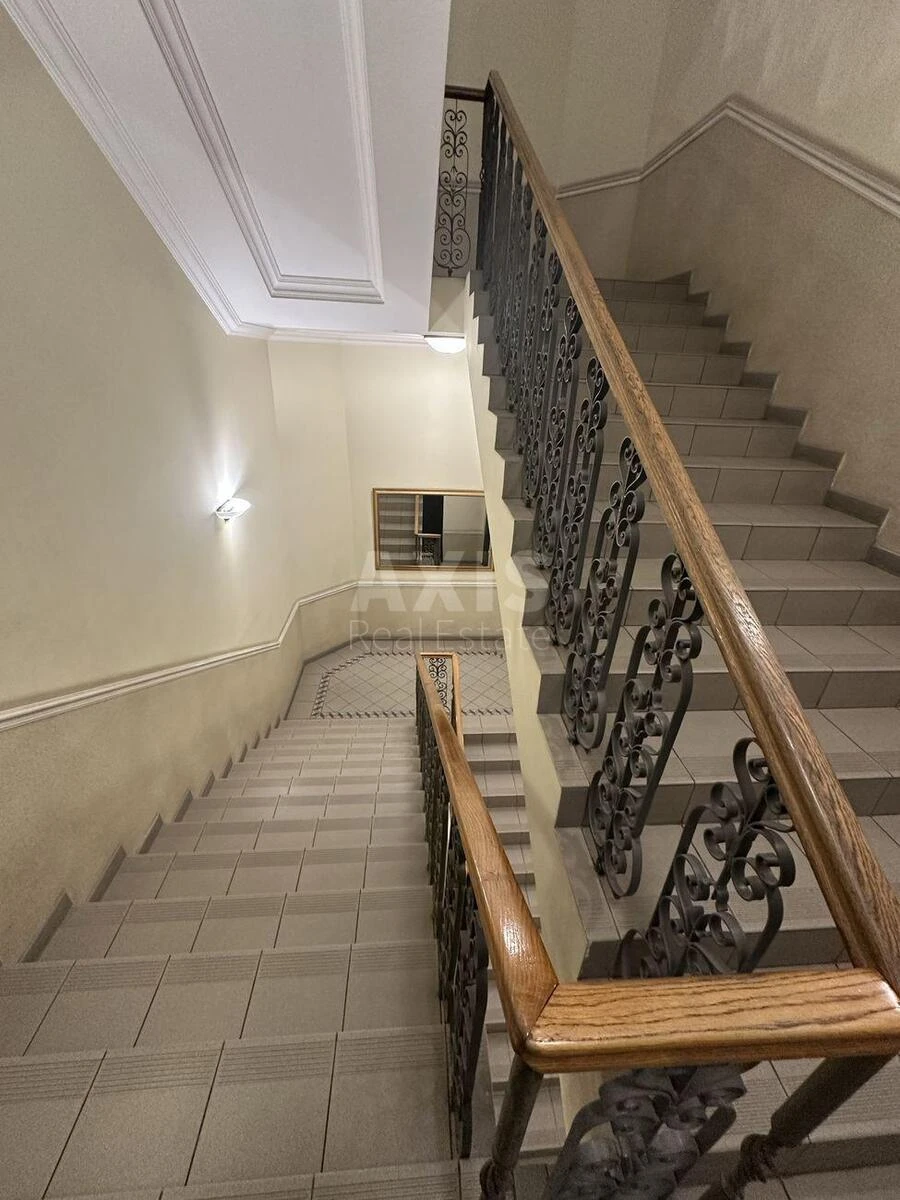 Office vul. Jaroslaviv Val 38, 434m2674970