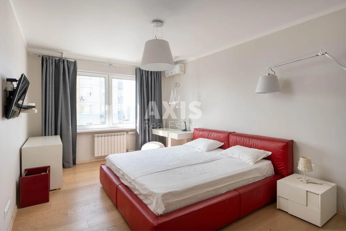 2k apartment vul. Kahovs'ka 13Б409023