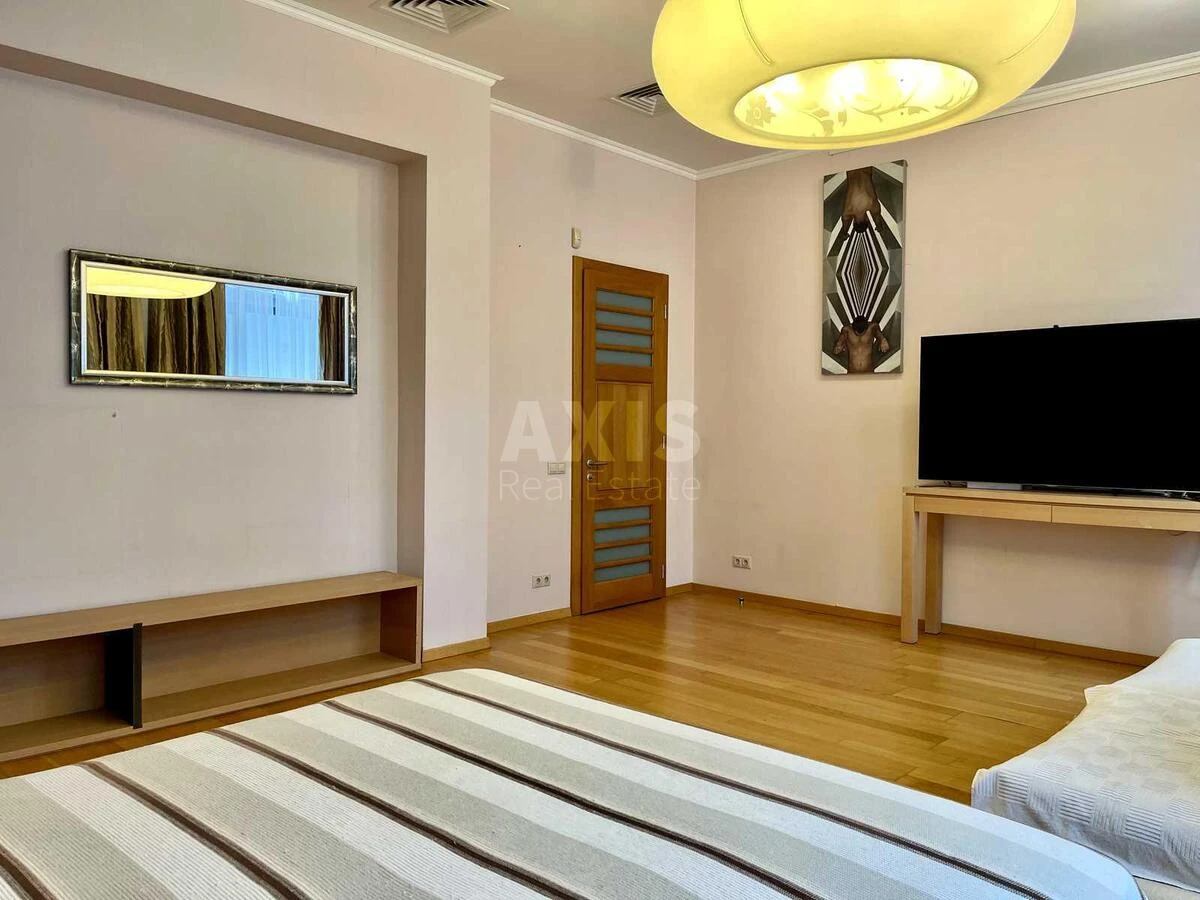 Дoм ул. Редутная, 575м2, город Киев7045412