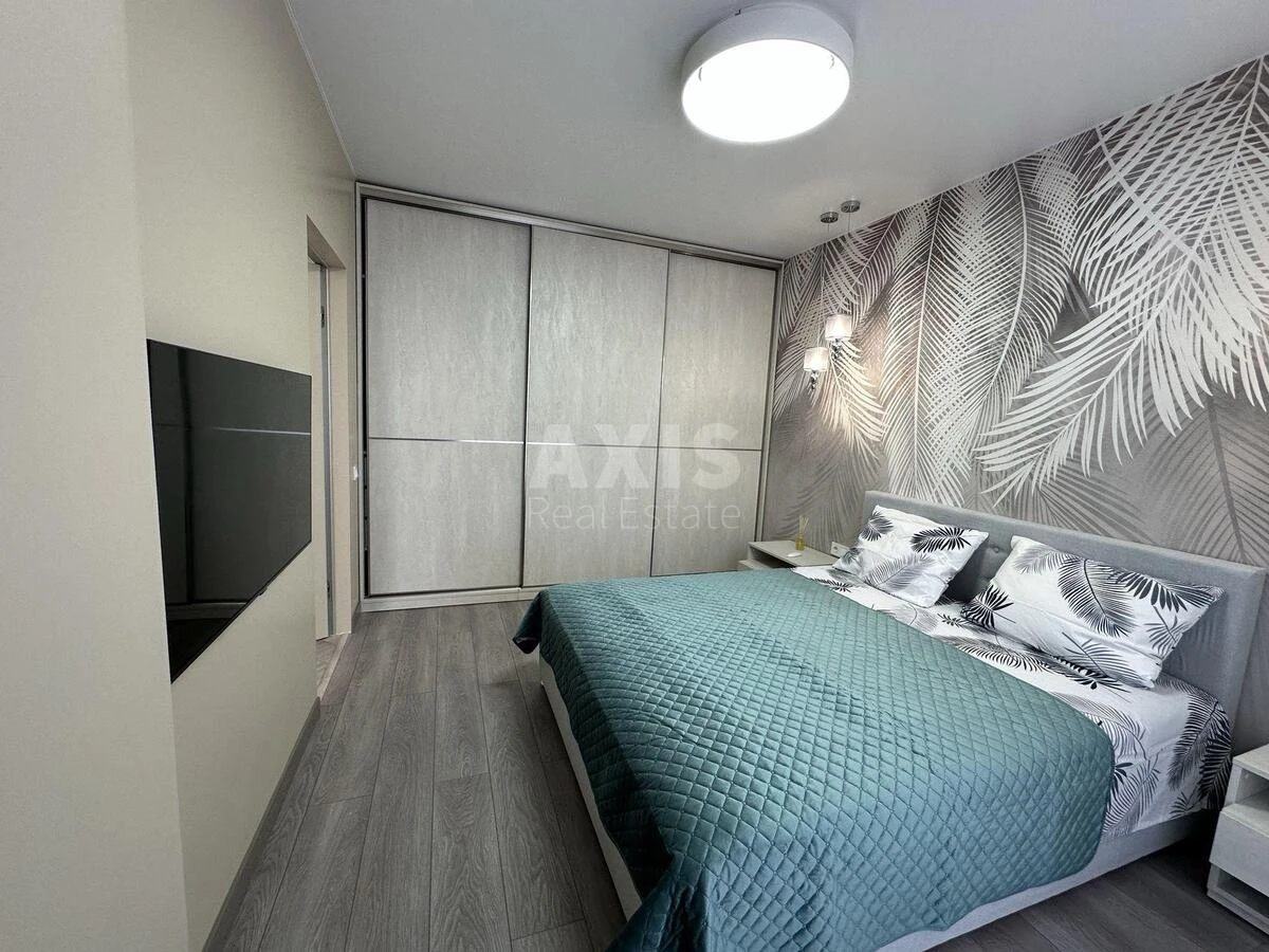 3k apartment nab. Dniprovs'ka 18А693658