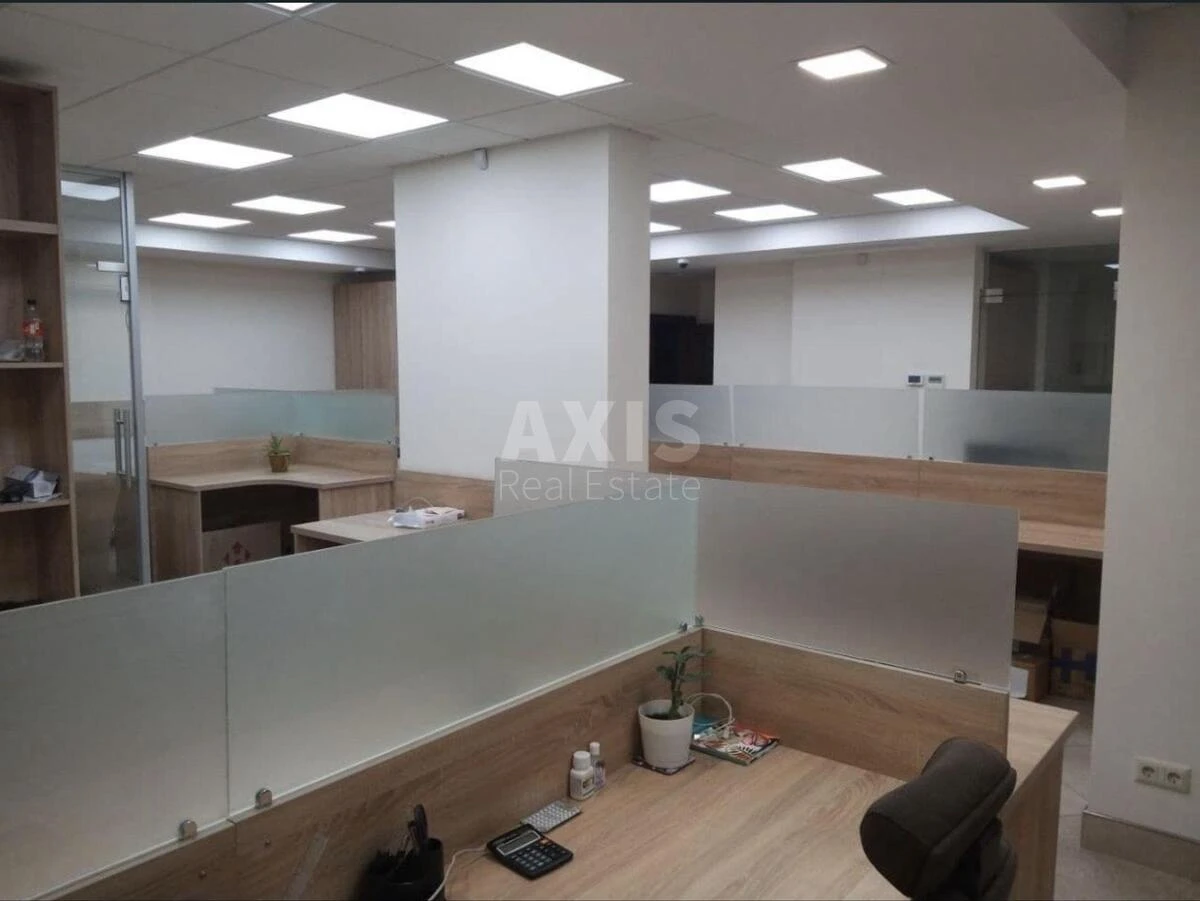 Office vul. Bogdanivs'ka 7А, 103m2647765